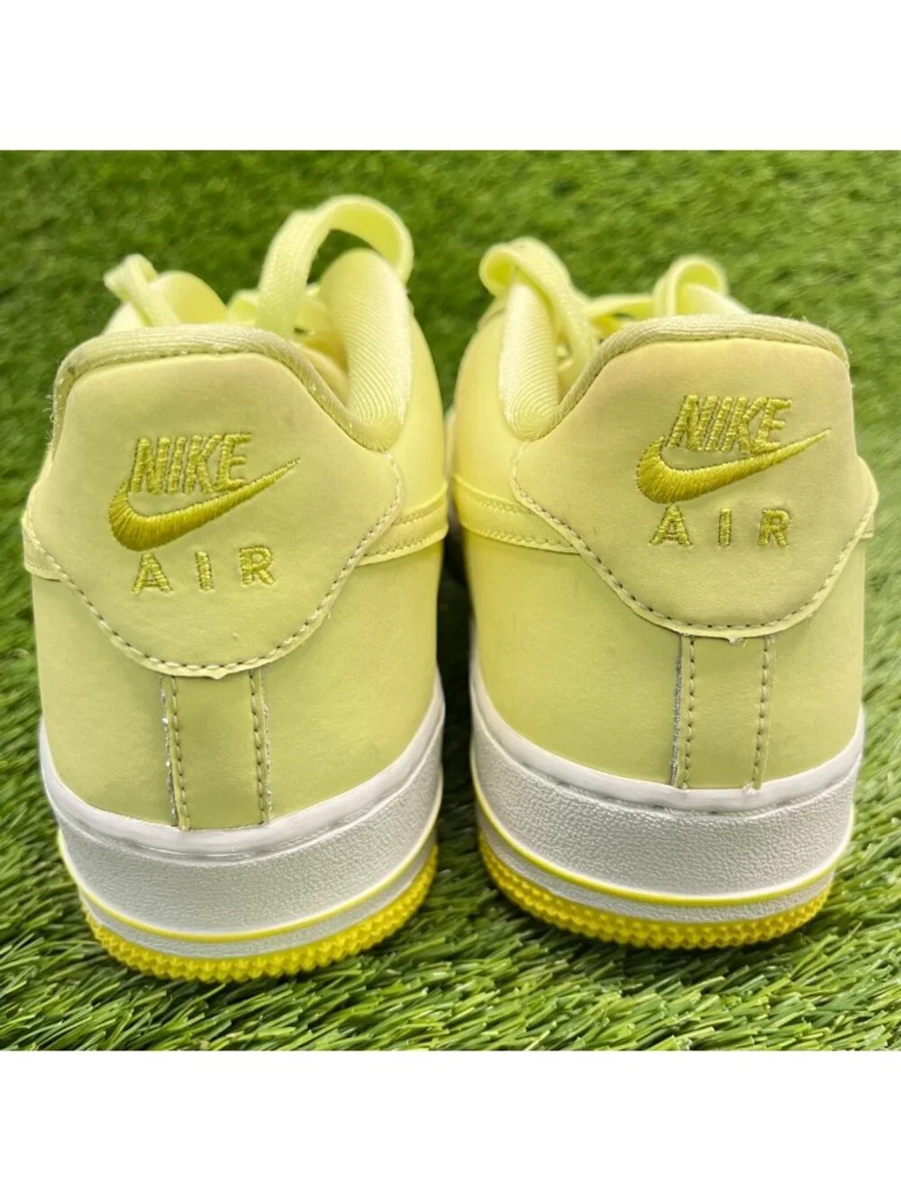 Nike Air Force 1 LV8 Low Boys Size 6.5Y Yellow White Athletic Shoes Sneakers